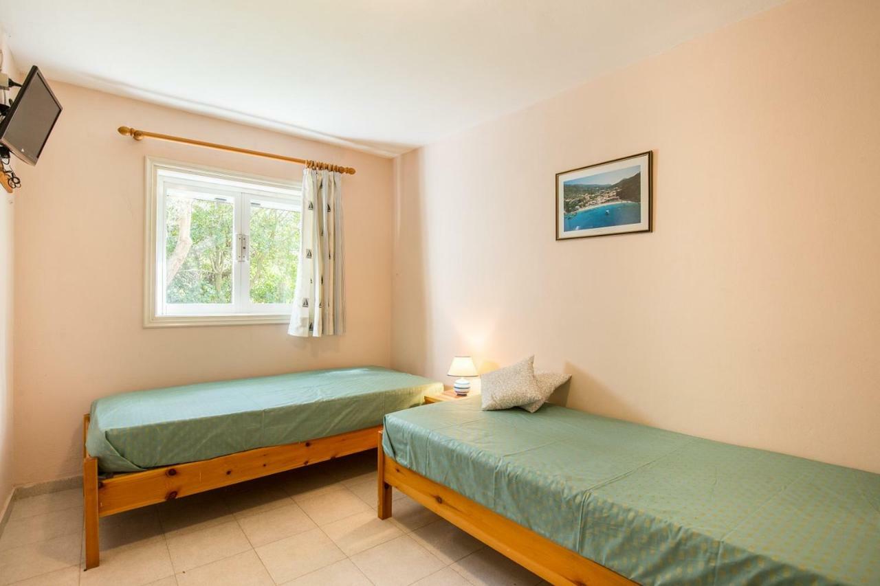 ליגיה Ormos Drepanou Apartments מראה חיצוני תמונה