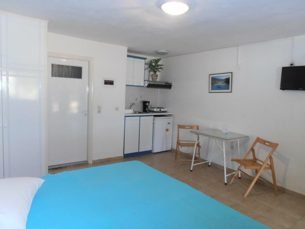 ליגיה Ormos Drepanou Apartments מראה חיצוני תמונה
